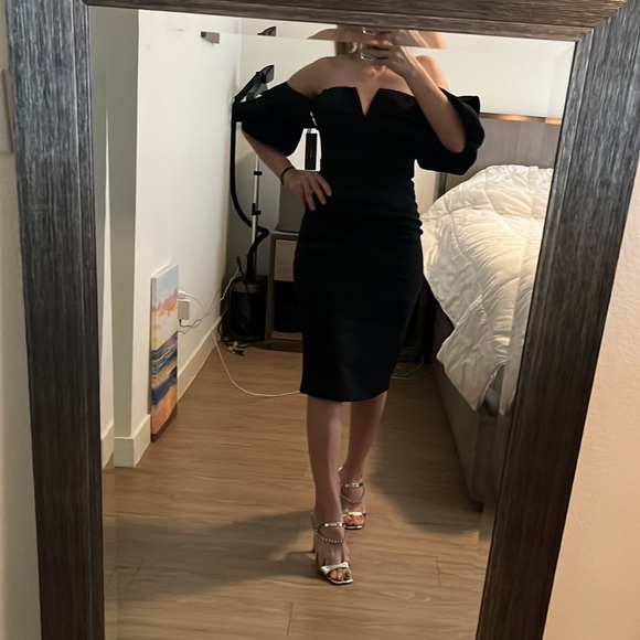 Midi black dress with ruffles from Lulu’s - Picture 8 of 10